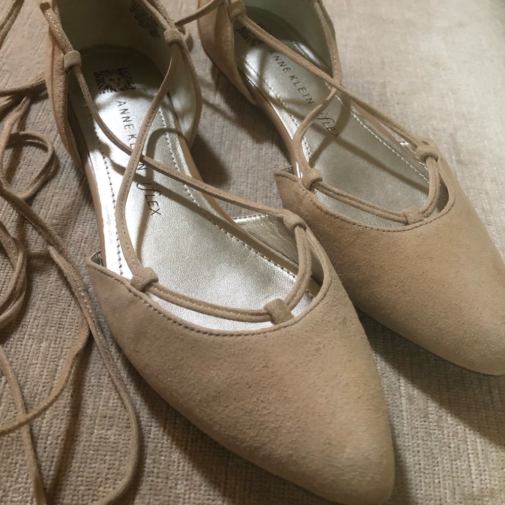 Anne Klein flex beige suede lace-up flats